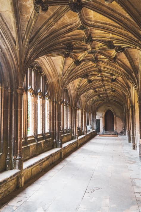 Harry Potter in Lacock: A Magical Guide to Lacock Abbey and Oth.
